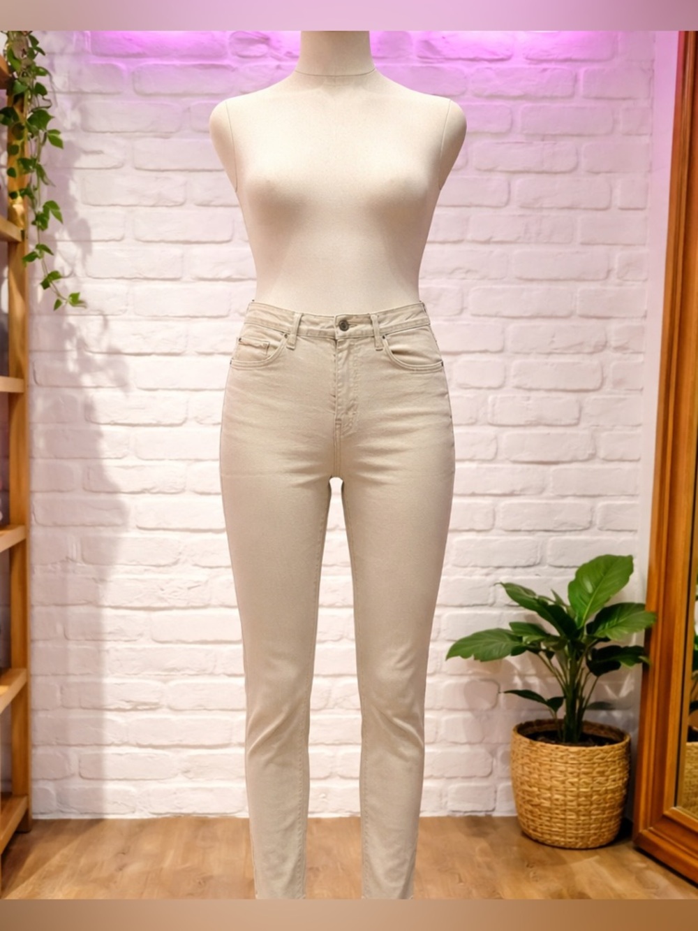 Lauren Ralph Lauren Straight Jeans Denim Faded Beige Western Style Womens Size 6